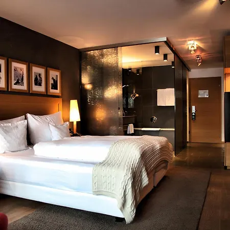 Otel Madlein