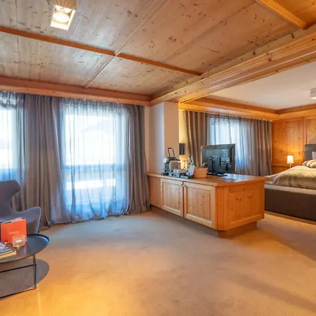 Otel Madlein