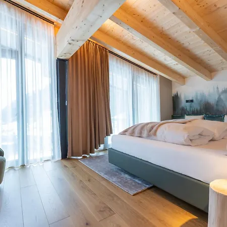 Hotel Madlein 4*